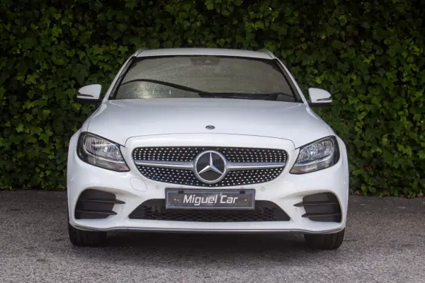 Mercedes-Benz C 300 2020 - 29900 EUR, 130000 km - AUTO.MOTO.pt - 130000km - foto 2 de 16