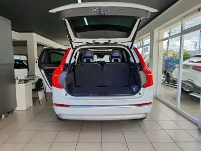Volvo XC 90 2021 - 49950 EUR, 70500 km - AUTO.MOTO.pt - 70500km - foto 16 de 41