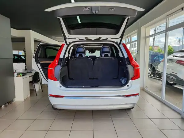 Volvo XC 90 2021 - 49950 EUR, 70500 km - AUTO.MOTO.pt - 70500km - foto 16 de 41