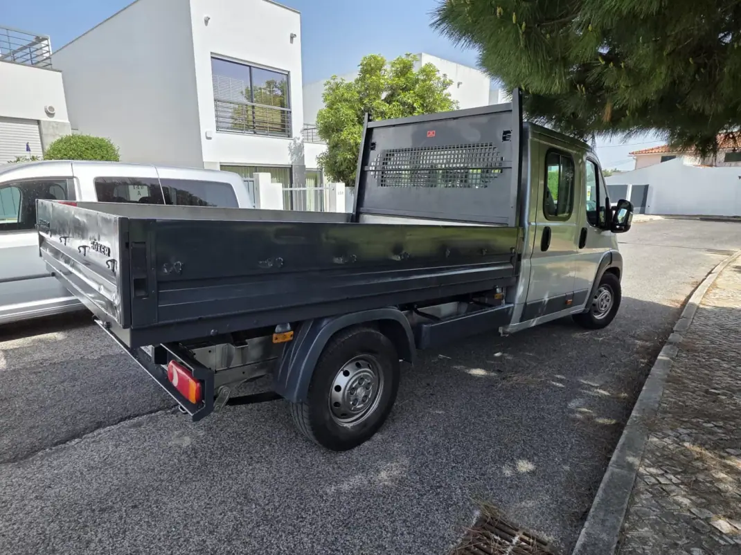 Peugeot 2017 - 17990 EUR, 148535 km - AUTO.MOTO.pt - 148535km - foto 7 de 13