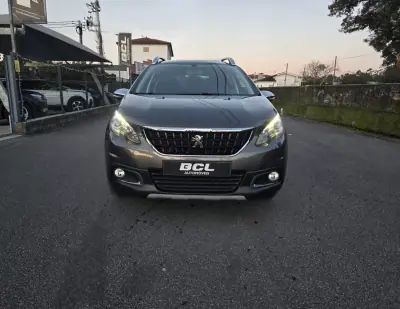 Peugeot 2008 2016 - 12990 EUR, 160000 km - AUTO.MOTO.pt - 160000km - foto 2 de 35