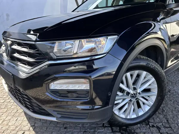 Volkswagen T-Roc 2021 - 24500 EUR, 122000 km - AUTO.MOTO.pt - 122000km - foto 3 de 16