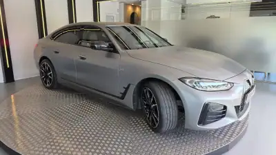 BMW i4 2022 - 55900 EUR, 33929 km - AUTO.MOTO.pt - 33929km - foto 21 de 65