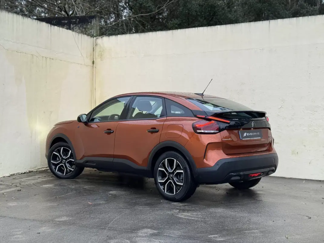 Citroën e-C4 2021 - 16990 EUR, 56000 km - AUTO.MOTO.pt - 56000km - foto 7 de 13