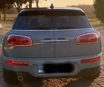 MINI Clubman 2018 - 16500 EUR, 270000 km - AUTO.MOTO.pt - 270000km - foto 4 de 12