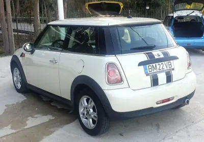MINI One 2012 - 8990 EUR, 219000 km - AUTO.MOTO.pt - 219000km - foto 7 de 23