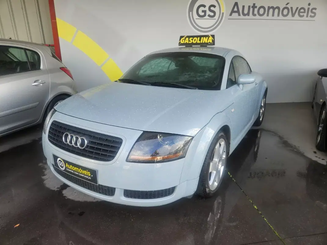 Audi TT Coupé 2000 - 7750 EUR, 156000 km - AUTO.MOTO.pt - 156000km - foto 1 de 4