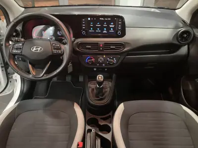 Hyundai i10 2025 - 16990 EUR, 14345 km - AUTO.MOTO.pt - 14345km - foto 9 de 37