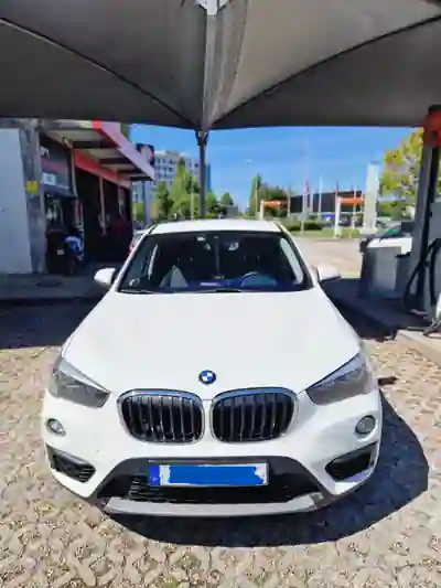 BMW X1 2017 - 17500 EUR, 150000 km - 150000km - foto 5 de 12