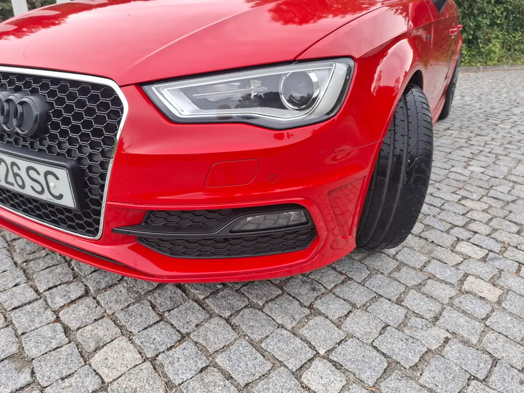 Audi A3 Sportback 2016 - 16500 EUR, 210000 km - AUTO.MOTO.pt - 210000km - foto 4 de 15