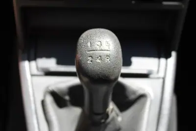 Lancia Delta 1988 - 16500 EUR, 194000 km - AUTO.MOTO.pt - 194000km - foto 31 de 35