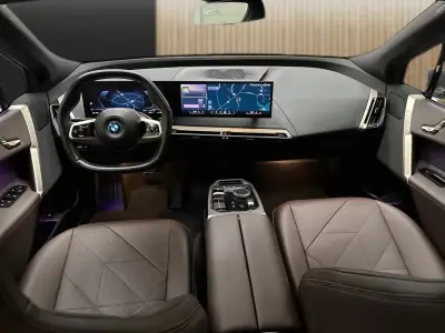 BMW iX 2023 - 53800 EUR, 42000 km - AUTO.MOTO.pt - 42000km - foto 10 de 20