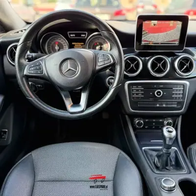 Mercedes-Benz CLA 180 2015 - 17500 EUR, 184000 km - AUTO.MOTO.pt - 184000km - foto 21 de 22