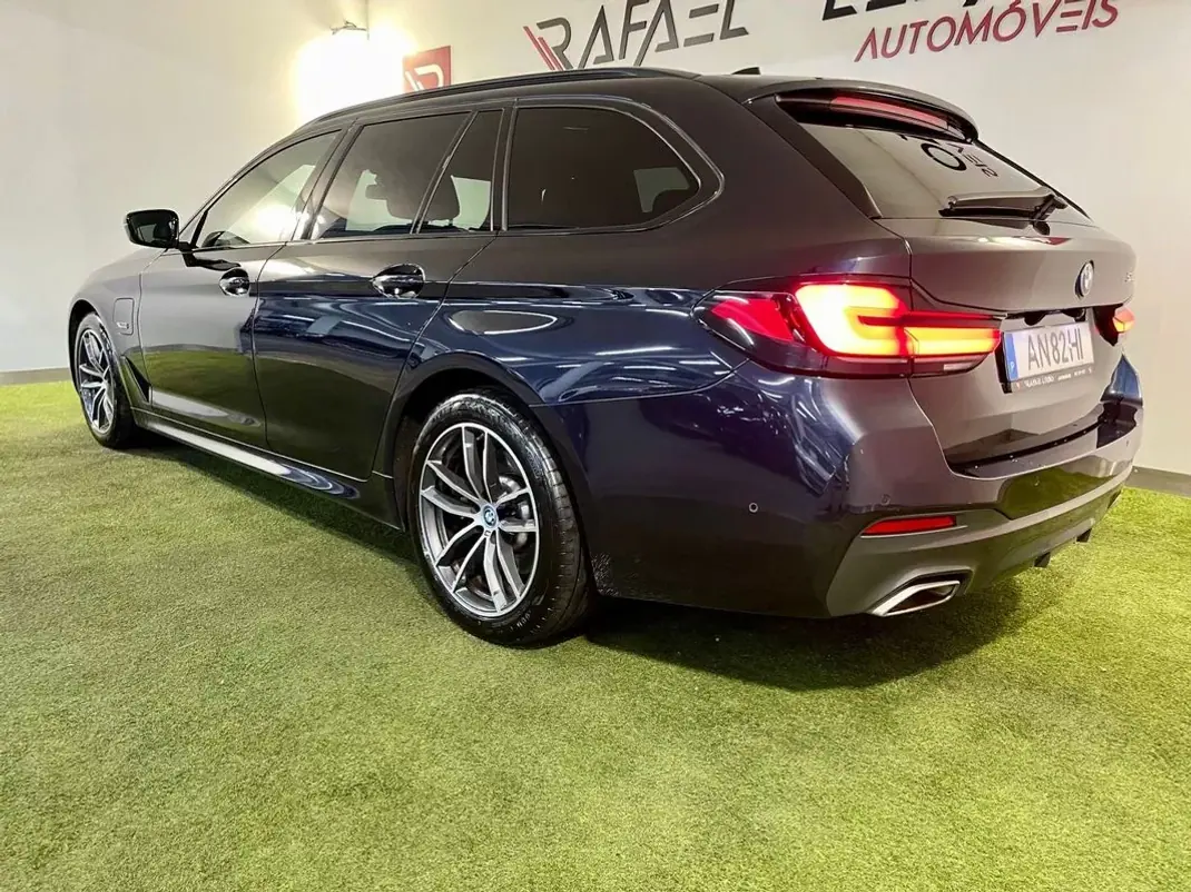 BMW 520 2022 - 32700 EUR, 89000 km - AUTO.MOTO.pt - 89000km - foto 5 de 41