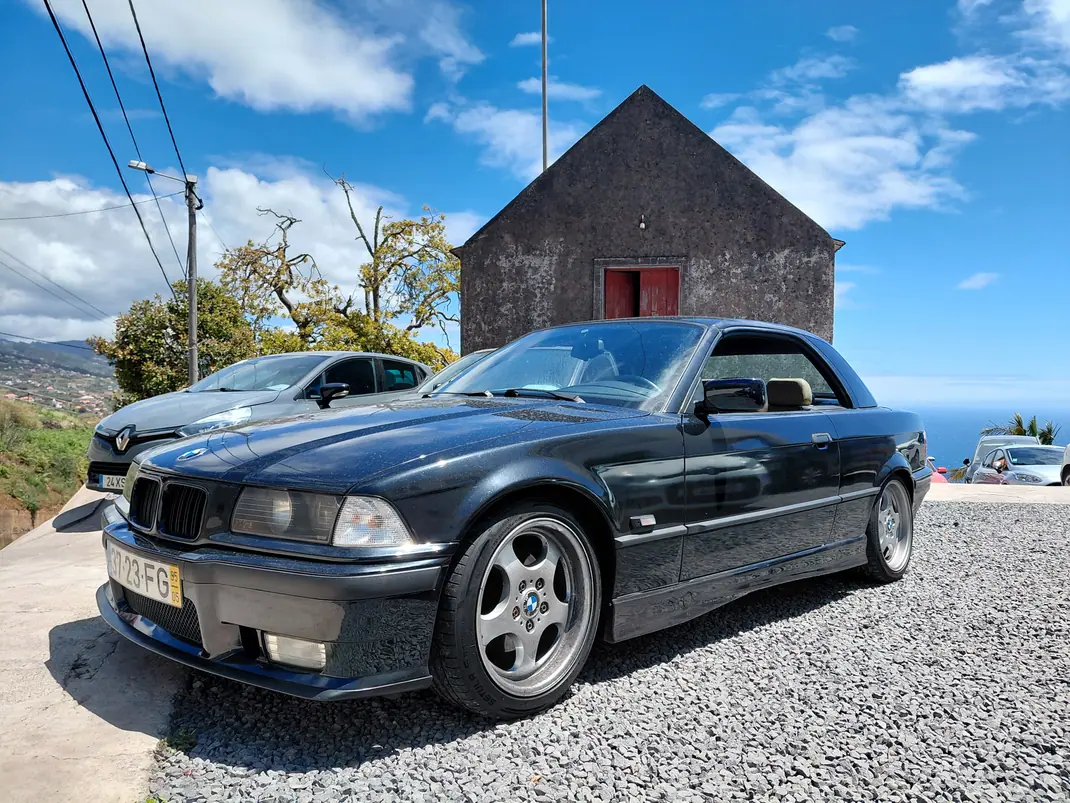 BMW 318 1995 - 10000 EUR, 189653 km - AUTO.MOTO.pt - 189653km - foto 1 de 13