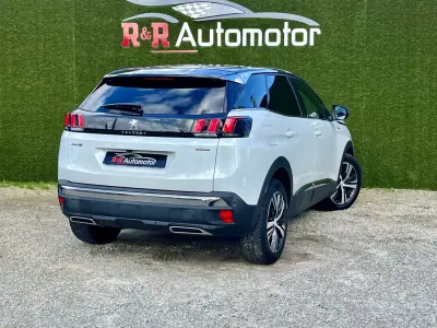 Peugeot 3008 2019 - 22250 EUR, 119000 km - AUTO.MOTO.pt - 119000km - foto 2 de 37
