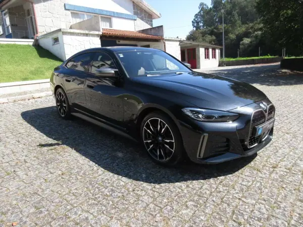 BMW i4 2022 - 49990 EUR, 67000 km - AUTO.MOTO.pt - 67000km - foto 12 de 59