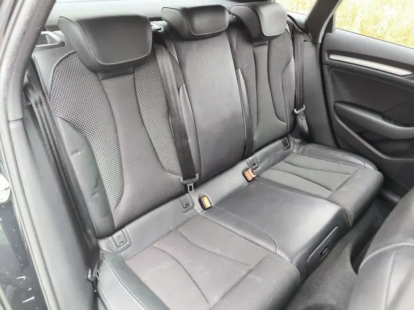 Audi A3 Sportback 2013 - 14950 EUR, 255105 km - AUTO.MOTO.pt - 255105km - foto 7 de 60