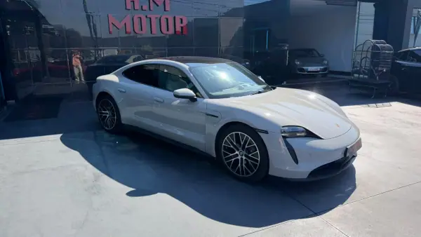 Porsche Taycan bateria Performance Plus 2021 Elétrico