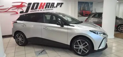 MG MG4 2025 - 25990 EUR, 7127 km - AUTO.MOTO.pt - 7127km - foto 11 de 40