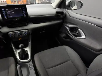 Toyota Yaris 2021 - 15950 EUR, 131306 km - AUTO.MOTO.pt - 131306km - foto 29 de 40