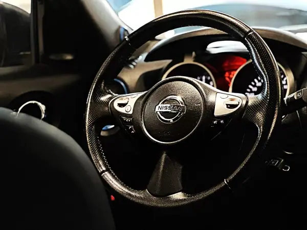 Nissan Juke 2017 - 12990 EUR, 175000 km - AUTO.MOTO.pt - 175000km - foto 30 de 37