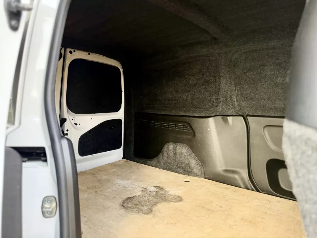 Citroën 2024 - 17950 EUR, 51000 km - AUTO.MOTO.pt - 51000km - foto 23 de 23