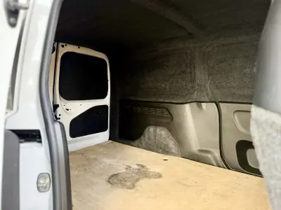 Citroën 2024 - 17950 EUR, 51000 km - AUTO.MOTO.pt - 51000km - foto 23 de 23