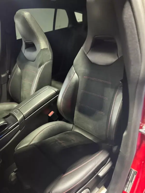 Mercedes-Benz CLA 200 2020 - 35500 EUR, 41690 km - AUTO.MOTO.pt - 41690km - foto 13 de 47