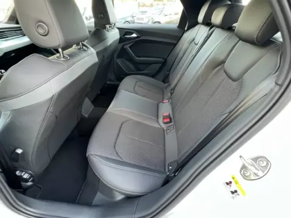 Audi A1 Sportback 2023 - 27900 EUR, 22610 km - AUTO.MOTO.pt - 22610km - foto 12 de 12