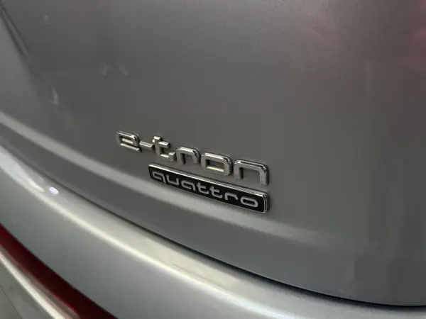 Audi Q7 2016 - 34900 EUR, 240000 km - AUTO.MOTO.pt - 240000km - foto 10 de 20