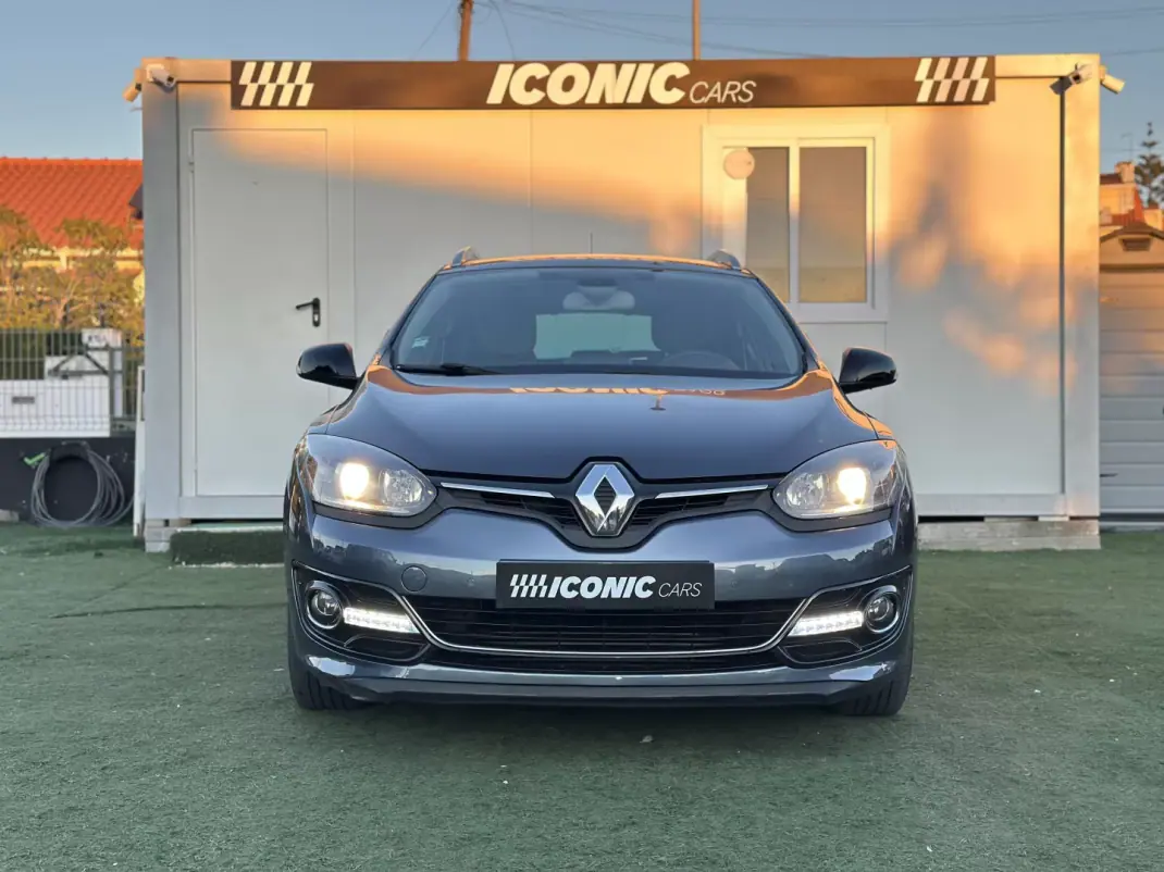 Renault Mégane Sport Tourer 2015 - 7990 EUR, 182000 km - 182000km - foto 2 de 39