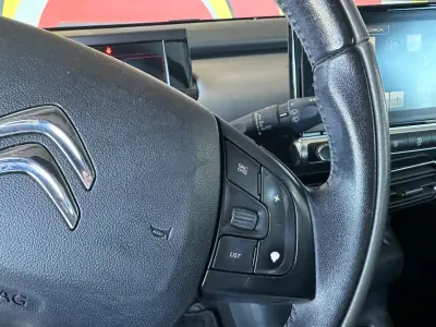 Citroën C4 Cactus 2017 - 13900 EUR, 97056 km - AUTO.MOTO.pt - 97056km - foto 25 de 28