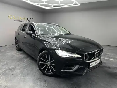 Volvo V60 2023 - 37500 EUR, 75000 km - AUTO.MOTO.pt - 75000km - foto 3 de 38