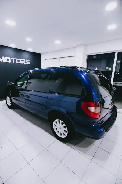 Chrysler Grand Voyager 2003 - 5900 EUR, 350000 km - AUTO.MOTO.pt - 350000km - foto 28 de 46