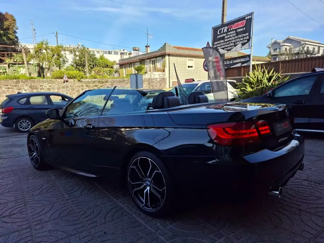 BMW 320 2010 - 15900 EUR, 220000 km - AUTO.MOTO.pt - 220000km - foto 10 de 42