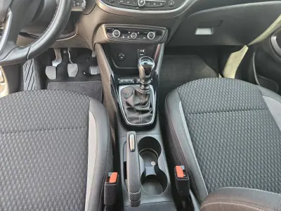 Opel Crossland X 2018 - 12800 EUR, 112200 km - AUTO.MOTO.pt - 112200km - foto 22 de 45