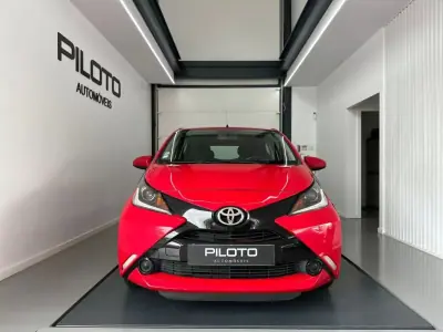 Toyota Aygo 2016 - 6990 EUR, 107121 km - AUTO.MOTO.pt - 107121km - foto 5 de 17