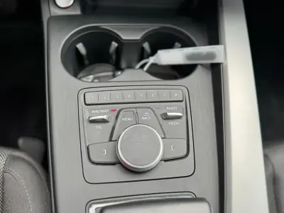 Audi A4 Avant 2019 - 24900 EUR, 91315 km - AUTO.MOTO.pt - 91315km - foto 9 de 21