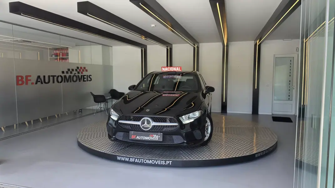 Mercedes-Benz A 180 2019 - 18900 EUR, 238120 km - AUTO.MOTO.pt - 238120km - foto 10 de 53