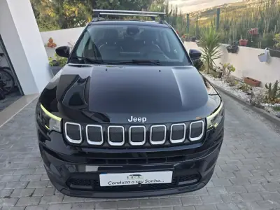 Jeep Compass 2021 - 20900 EUR, 142000 km - AUTO.MOTO.pt - 142000km - foto 16 de 65