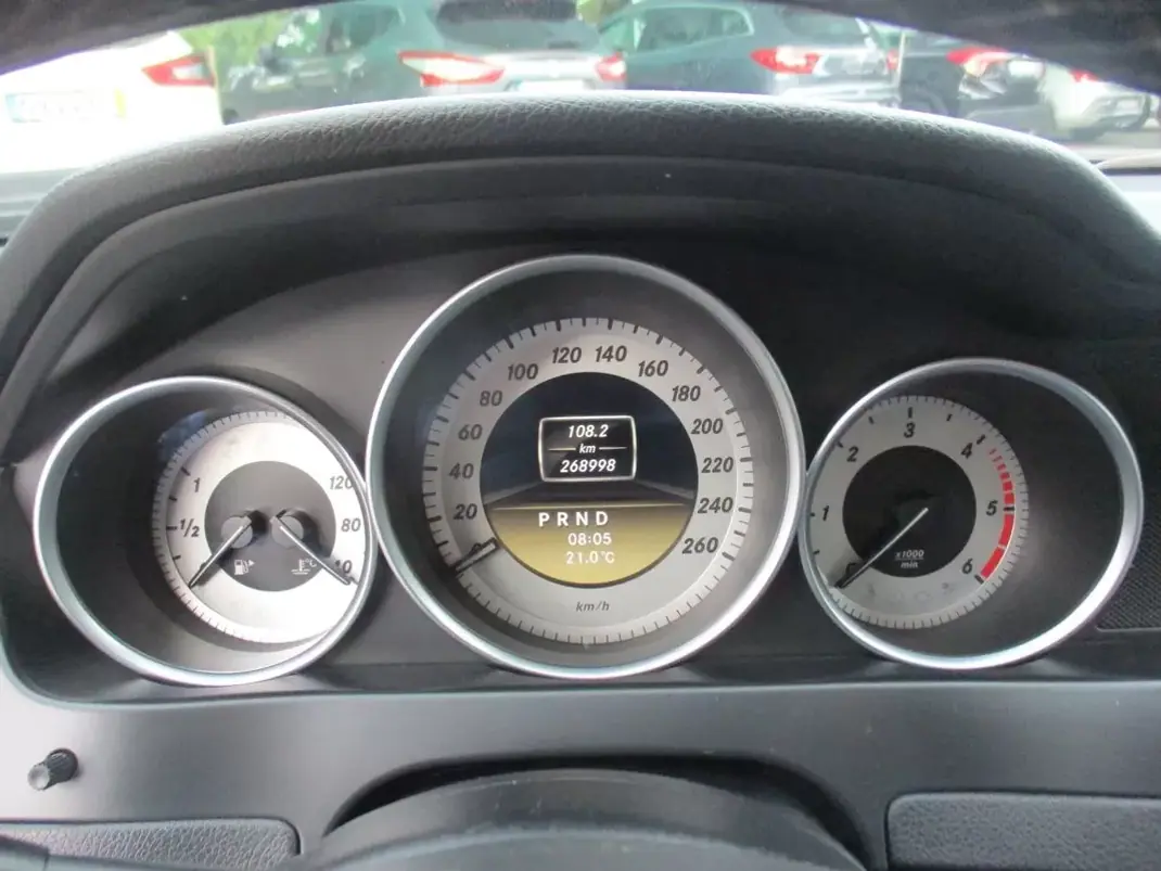 Mercedes-Benz C 220 2012 - 13500 EUR, 260000 km - 260000km - foto 11 de 21