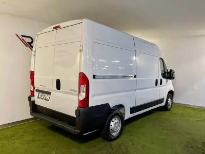 Peugeot 2023 - 22950 EUR, 69000 km - AUTO.MOTO.pt - 69000km - foto 21 de 24