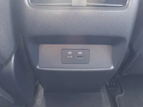 Nissan Qashqai 2022 - 22990 EUR, 114000 km - AUTO.MOTO.pt - 114000km - foto 45 de 50