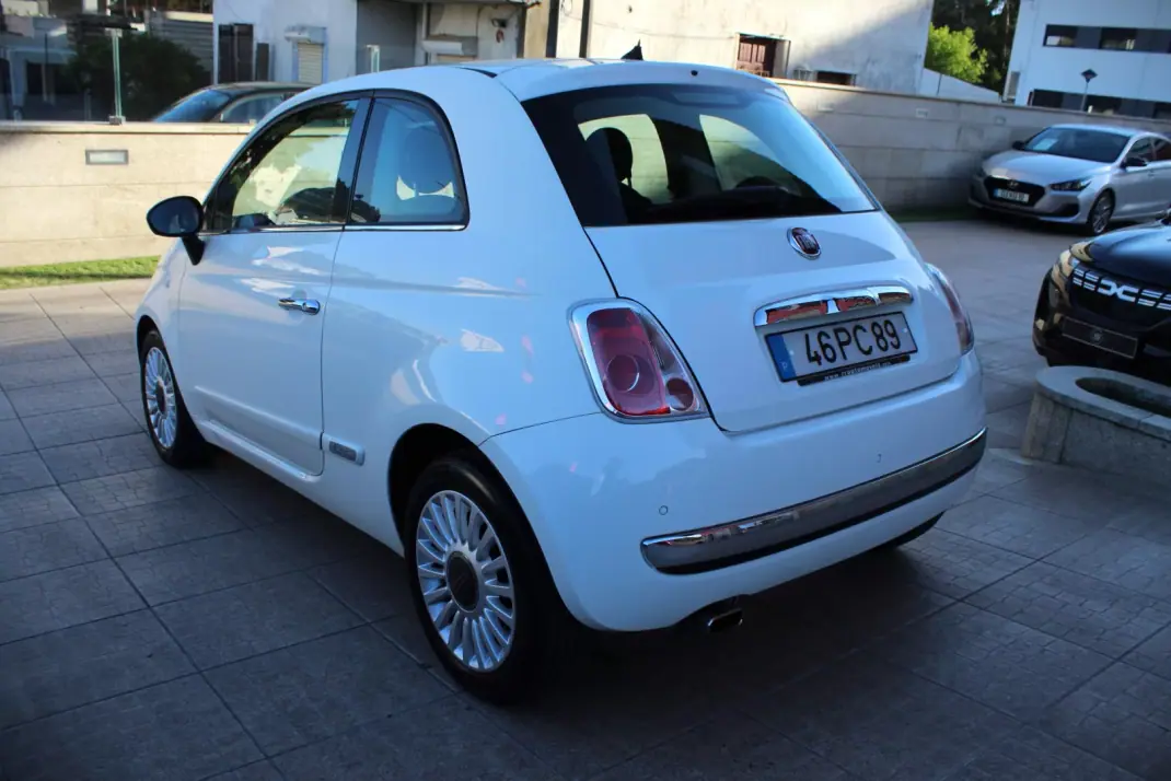 Fiat 500 2013 - 7500 EUR, 171000 km - AUTO.MOTO.pt - 171000km - foto 18 de 26