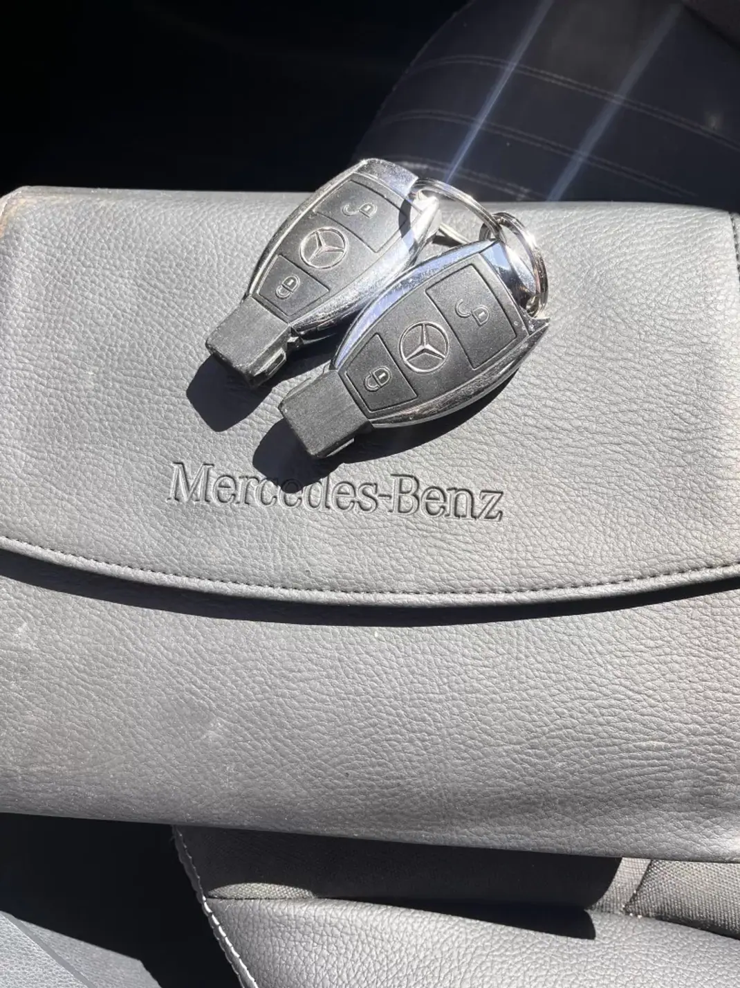 Mercedes-Benz B 180 2011 - 9990 EUR, 323900 km - AUTO.MOTO.pt - 323900km - foto 18 de 18