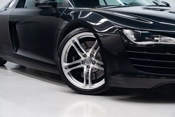 Audi R8 Coupé 2007 - 72950 EUR, 65000 km - AUTO.MOTO.pt - 65000km - foto 4 de 35