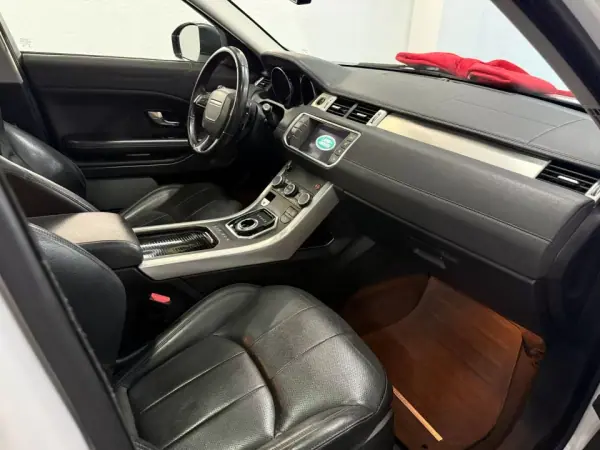 Land Rover Range Rover Evoque 2017 - 22950 EUR, 113405 km - AUTO.MOTO.pt - 113405km - foto 14 de 30