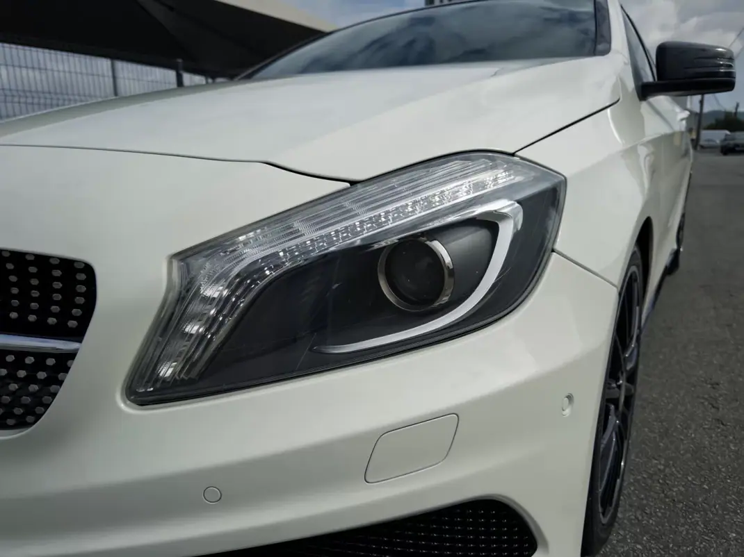 Mercedes-Benz A 180 2015 - 16990 EUR, 131000 km - 131000km - foto 9 de 35
