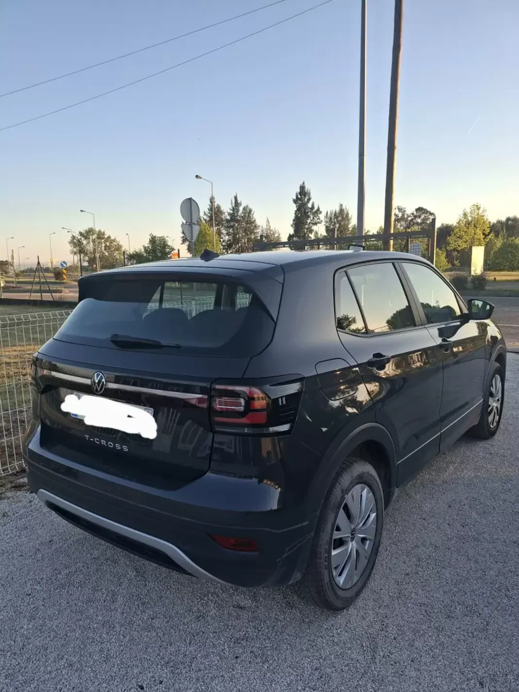 Volkswagen T-Cross 2021 - 185 EUR, 39123 km - AUTO.MOTO.pt - 39123km - foto 10 de 23